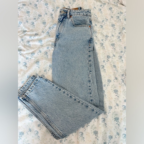 SOLD - ZARA Mom Jeans - Picture 3 of 3